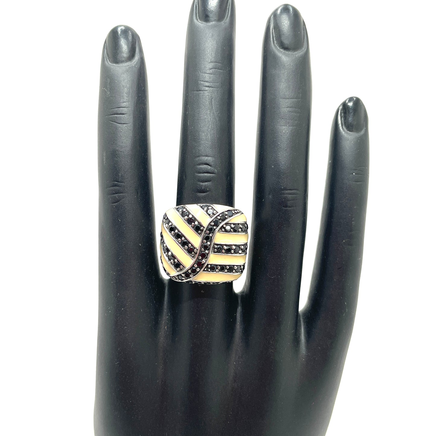 Sterling Silver Black & White Enamel Ring - Size 7.5