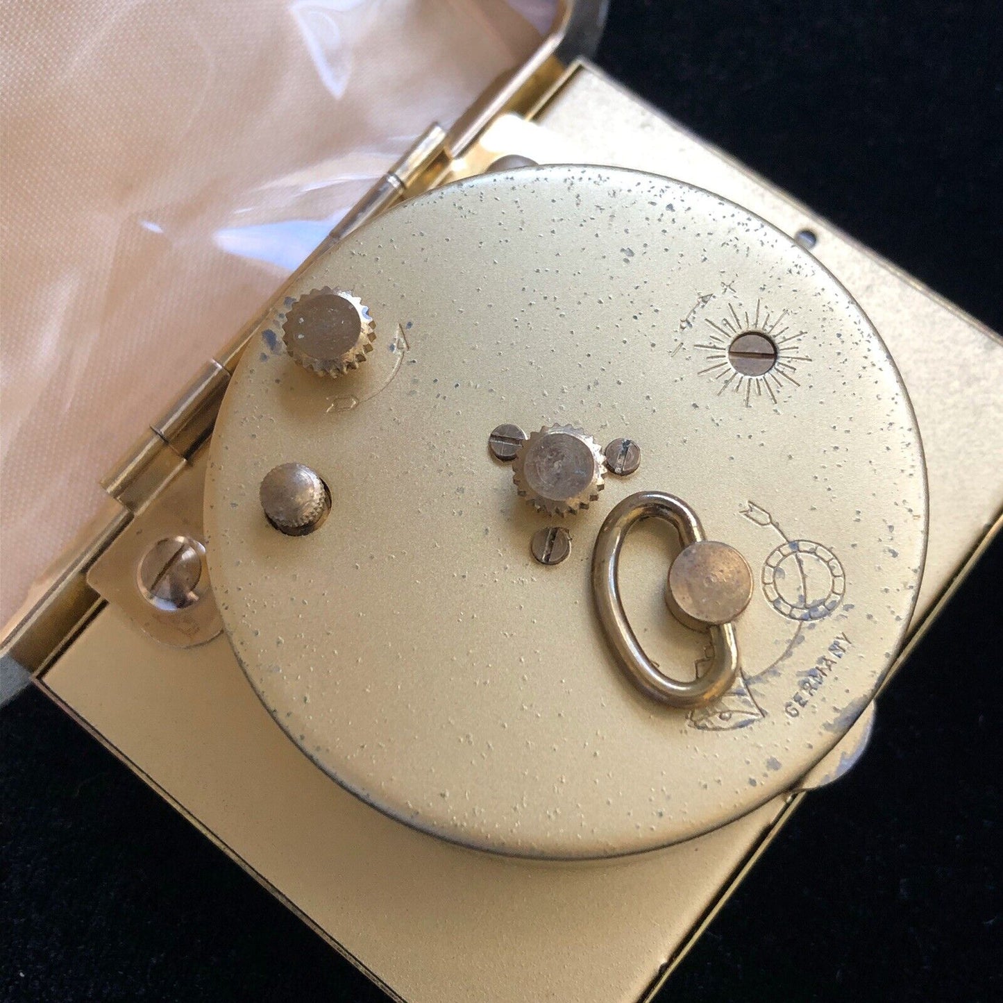 Vintage Elgin Travel Clock in Clamshell Case