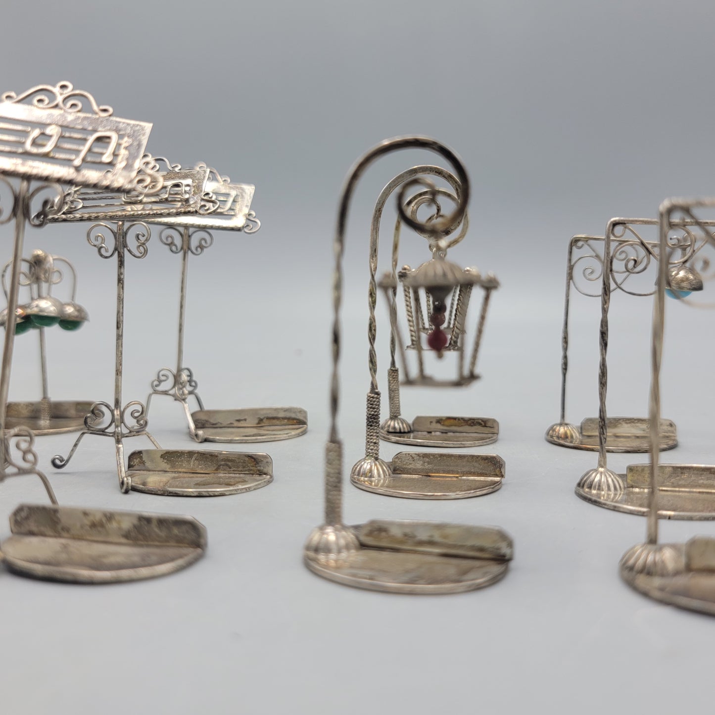 Eighteen Vintage Silver Wire Place Card Holders