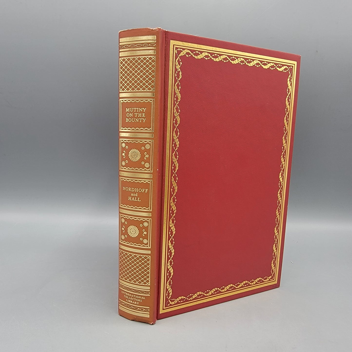 International Collectors Library Charles Nordhoff and James Norman Hall Mutiny on the Bounty
