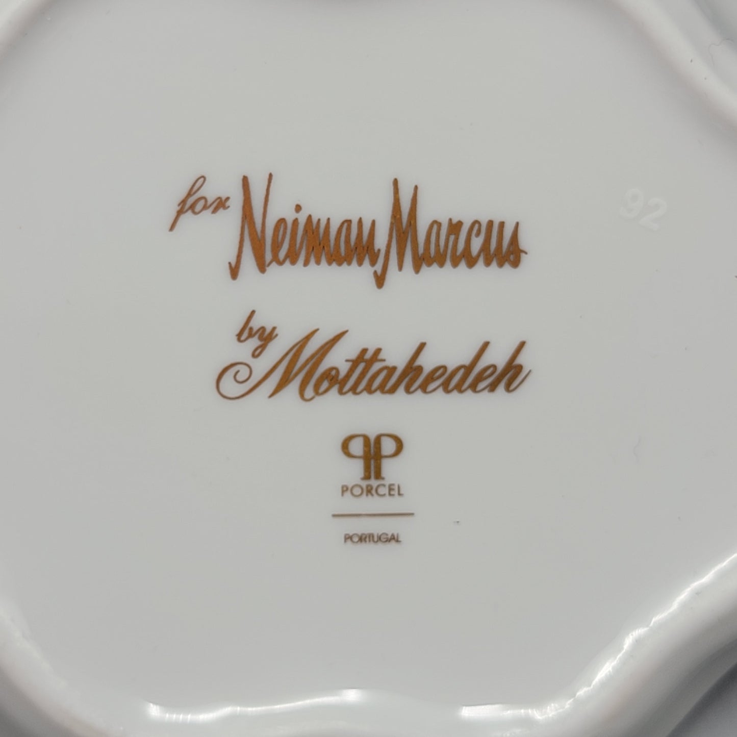 Mottahedeh Porcelain "Water the Lilies But Feed the Heart" Porcelain Dish