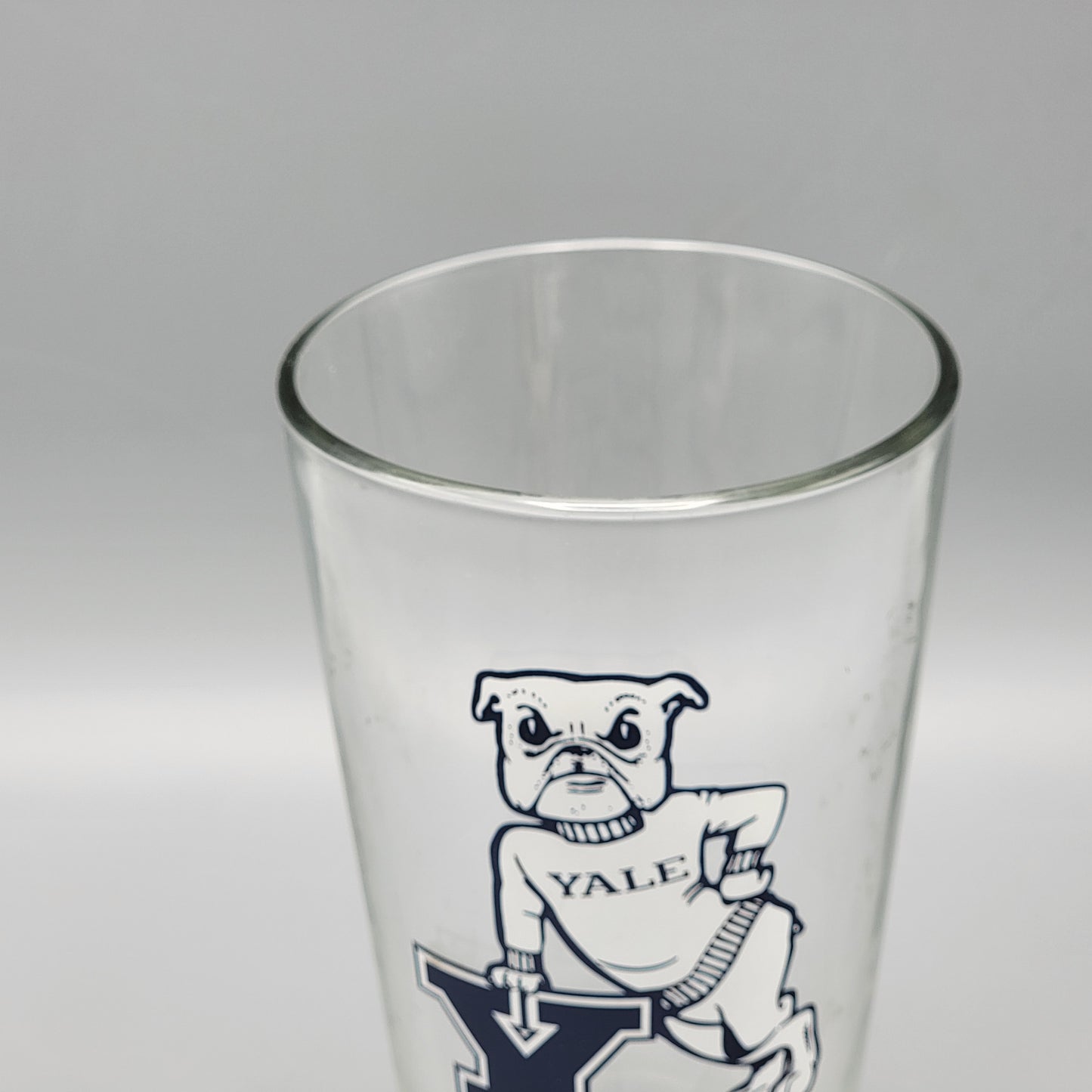 Yale Bulldog Glass Tumbler