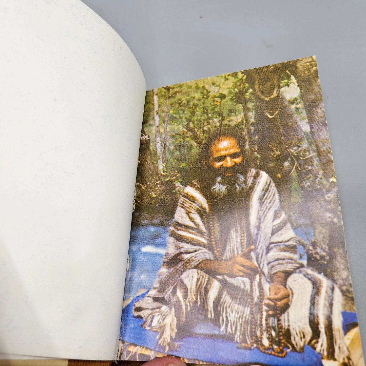 Leatherbound Book Shankaracharya "Vivek Chudamani Light of Knowledge"