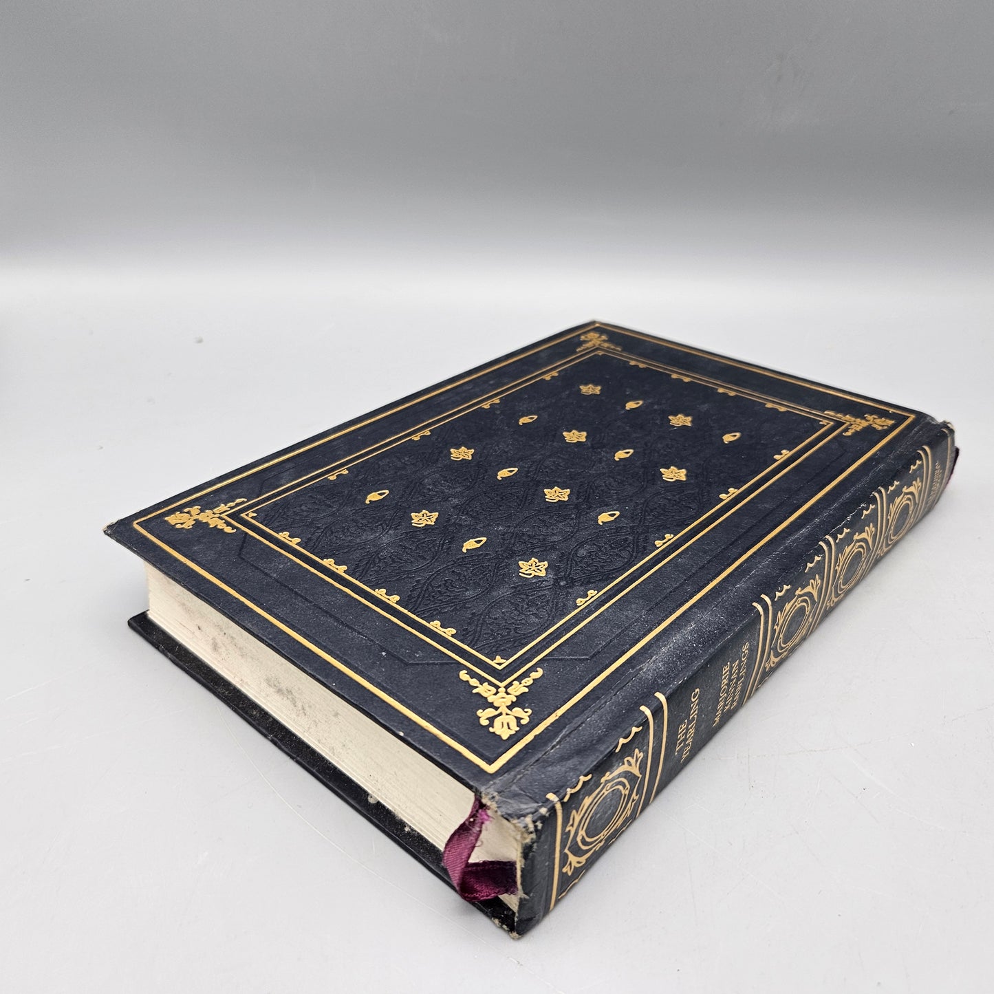 Book - Marjorie Kinnan Rawlings The Yearling International Collectors Library