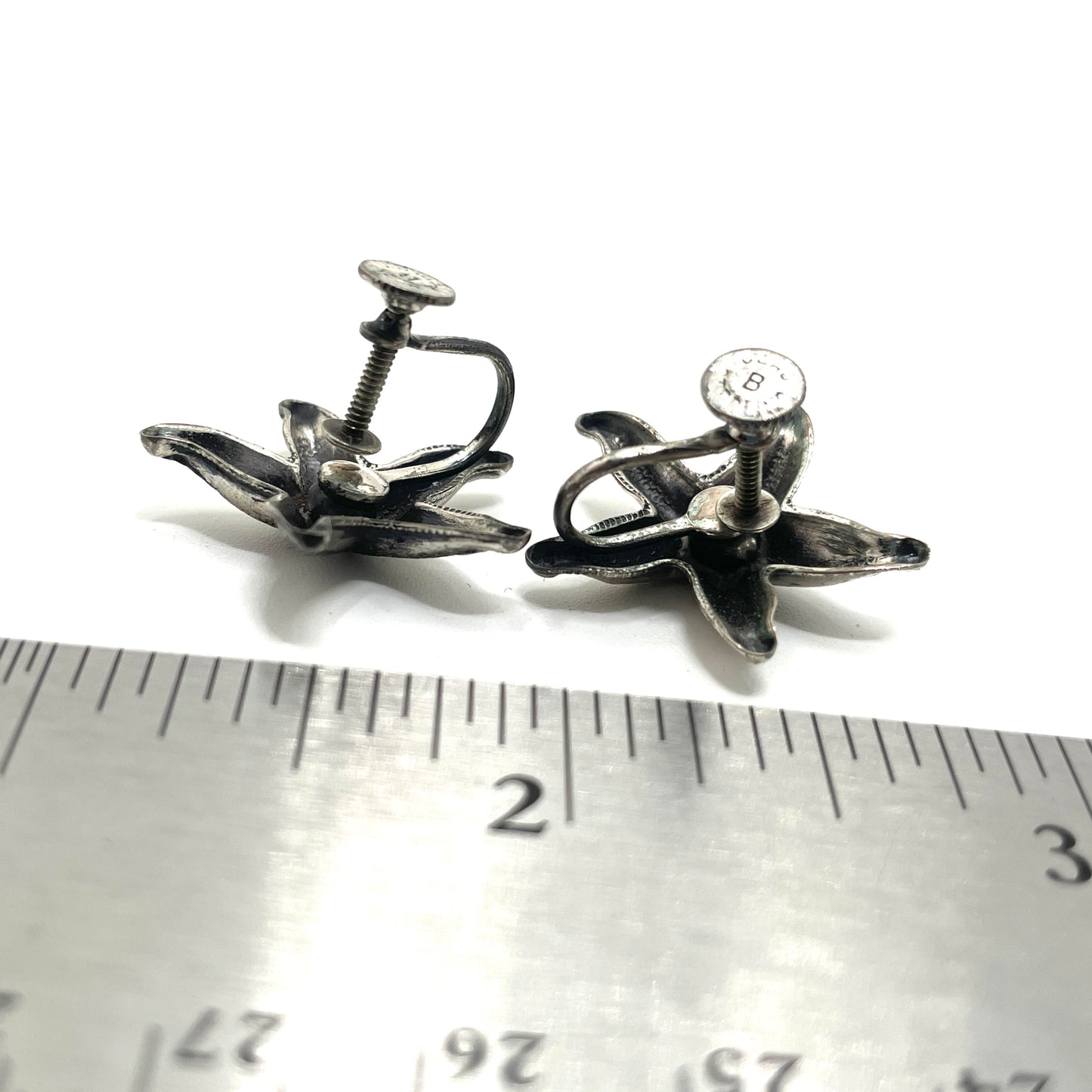 Vintage Beau Sterling Silver Starfish Screw Back Earrings