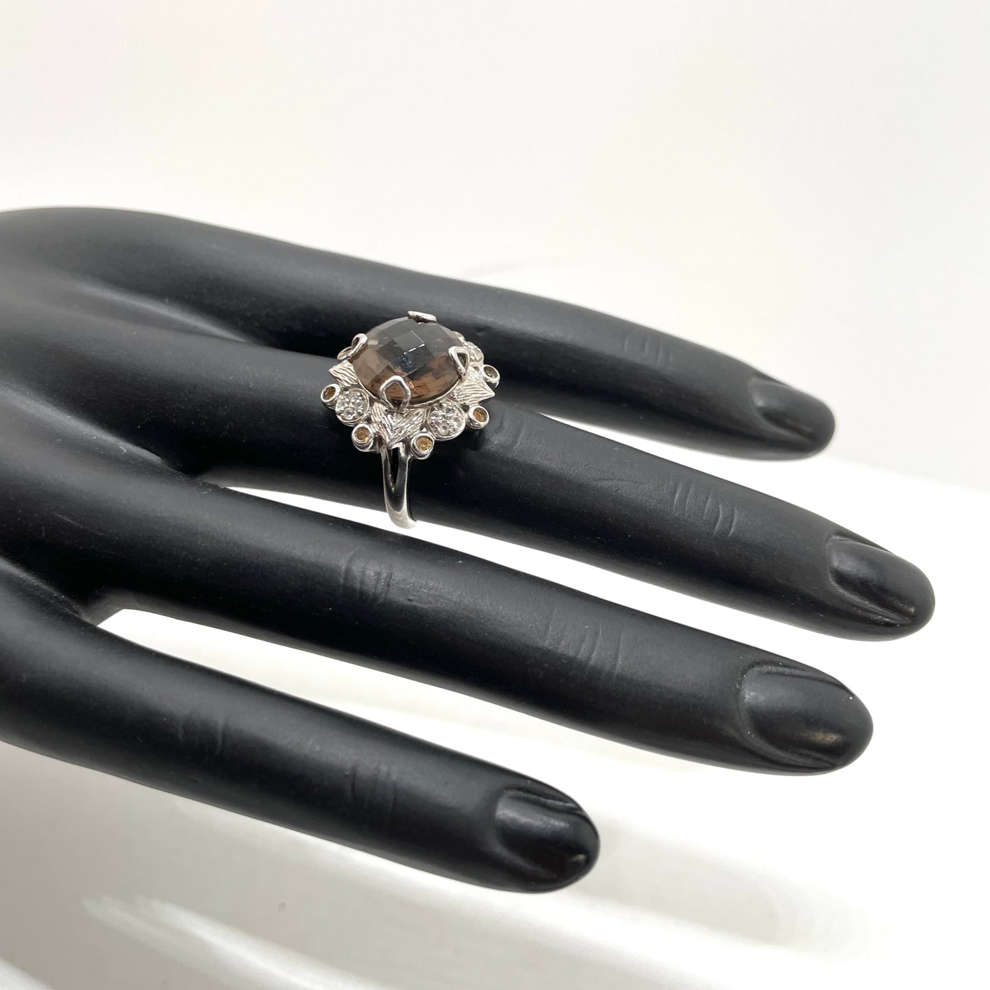 Vintage Sterling Silver Brown Stone Ring - Size 7