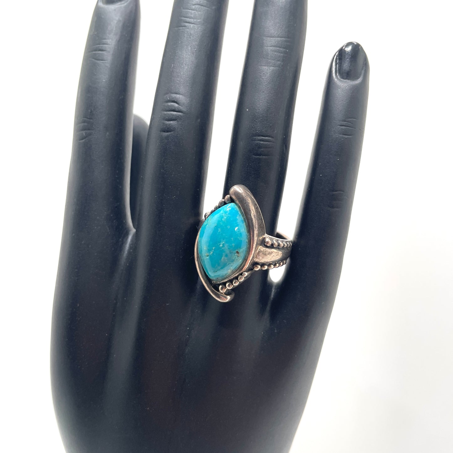 Sterling Silver & Turquoise Cocktail Ring - Size 9