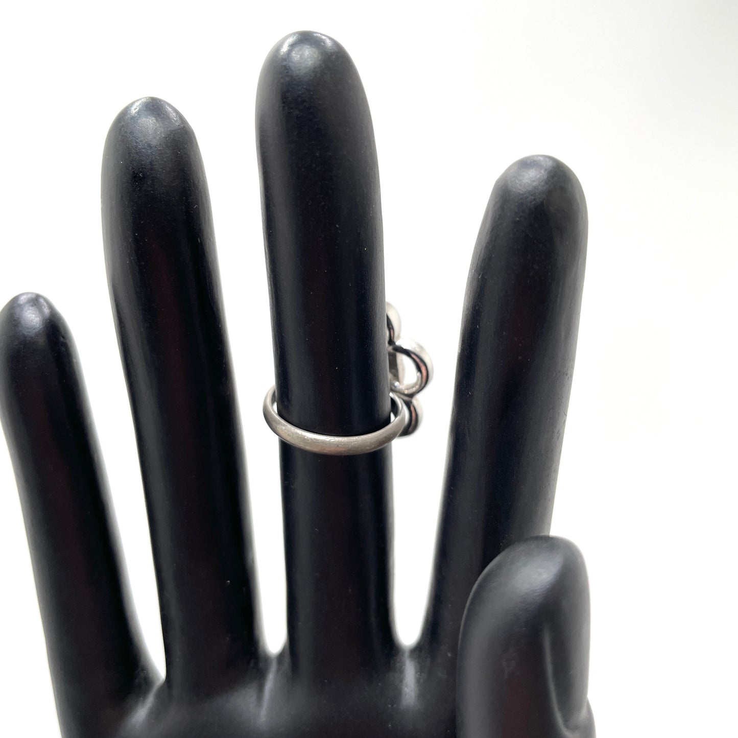 Sarah Coventry Flower Adjustable Ring