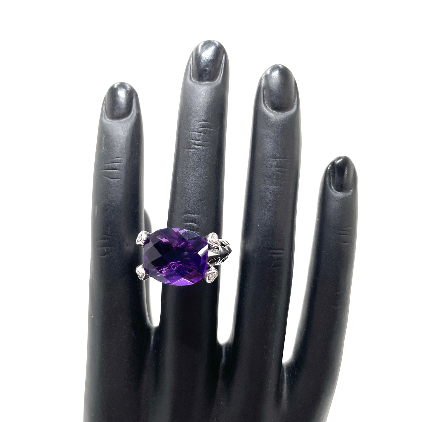Sterling Silver & Large Purple Stone Ring - Size 7