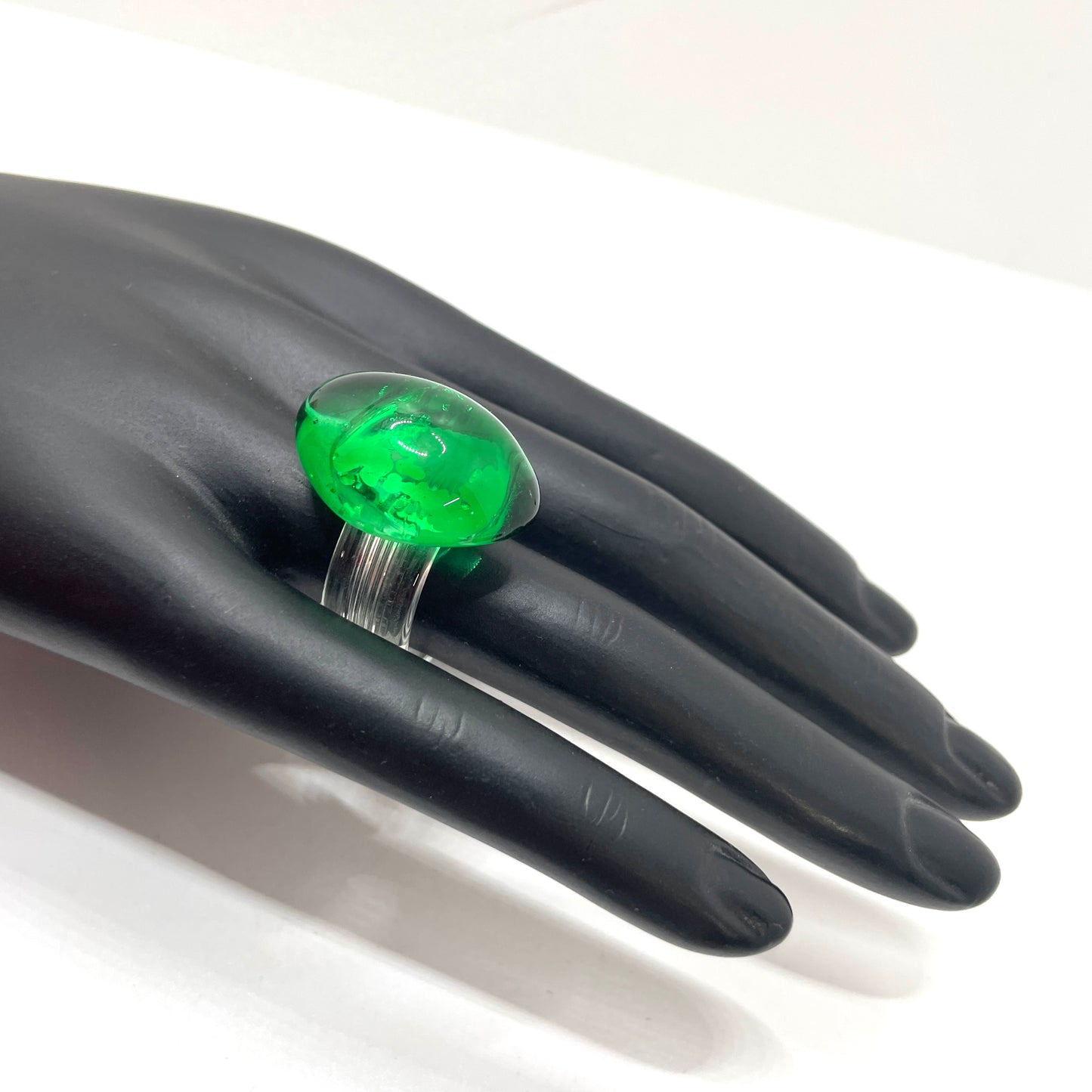 Green Glass Ring - Size 7