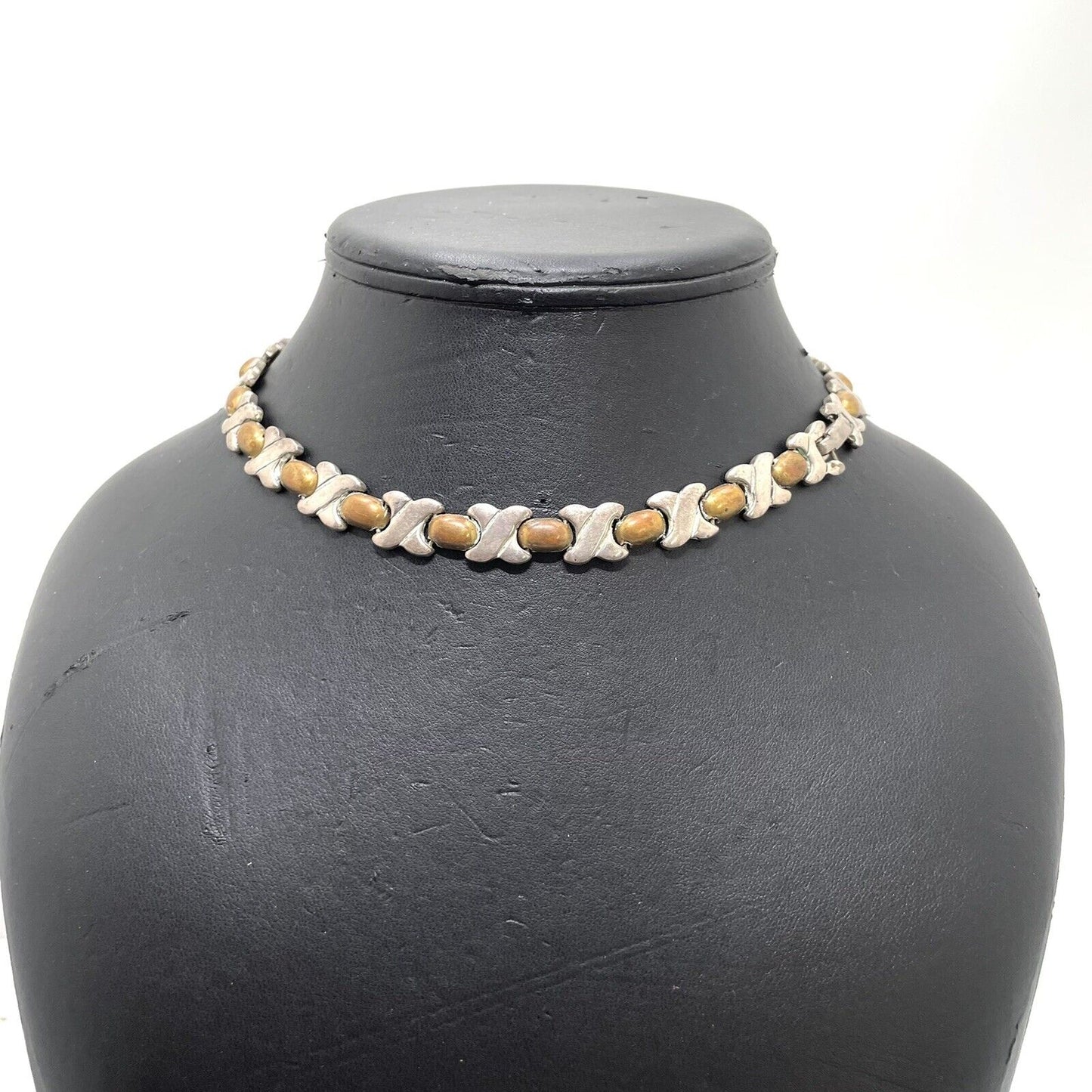 Vintage Solid Sterling Silver X & O Necklace