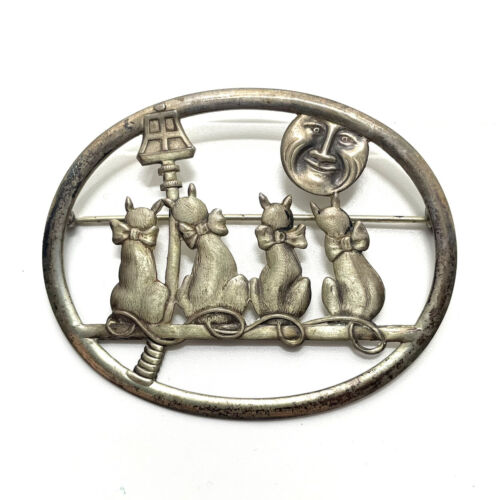 Vintage Truart Sterling Silver Cats on Lamp Post Pin