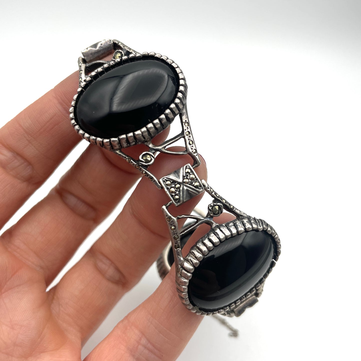 Vintage Black & Silver Oval Bracelet