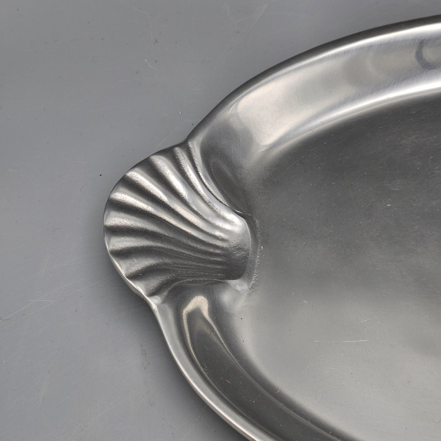 Large Oval Wilton Armetale Scallop Handle Serving Platter - Designed by Ben Siebel