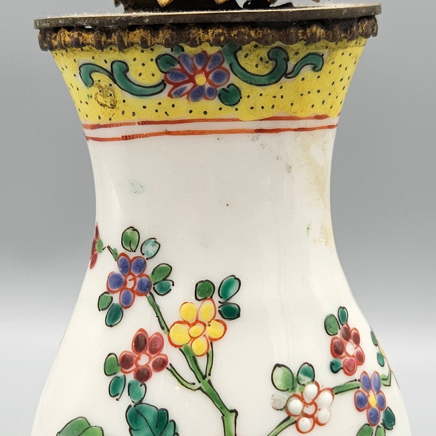 Chinese Porcelain Mantle Ornament