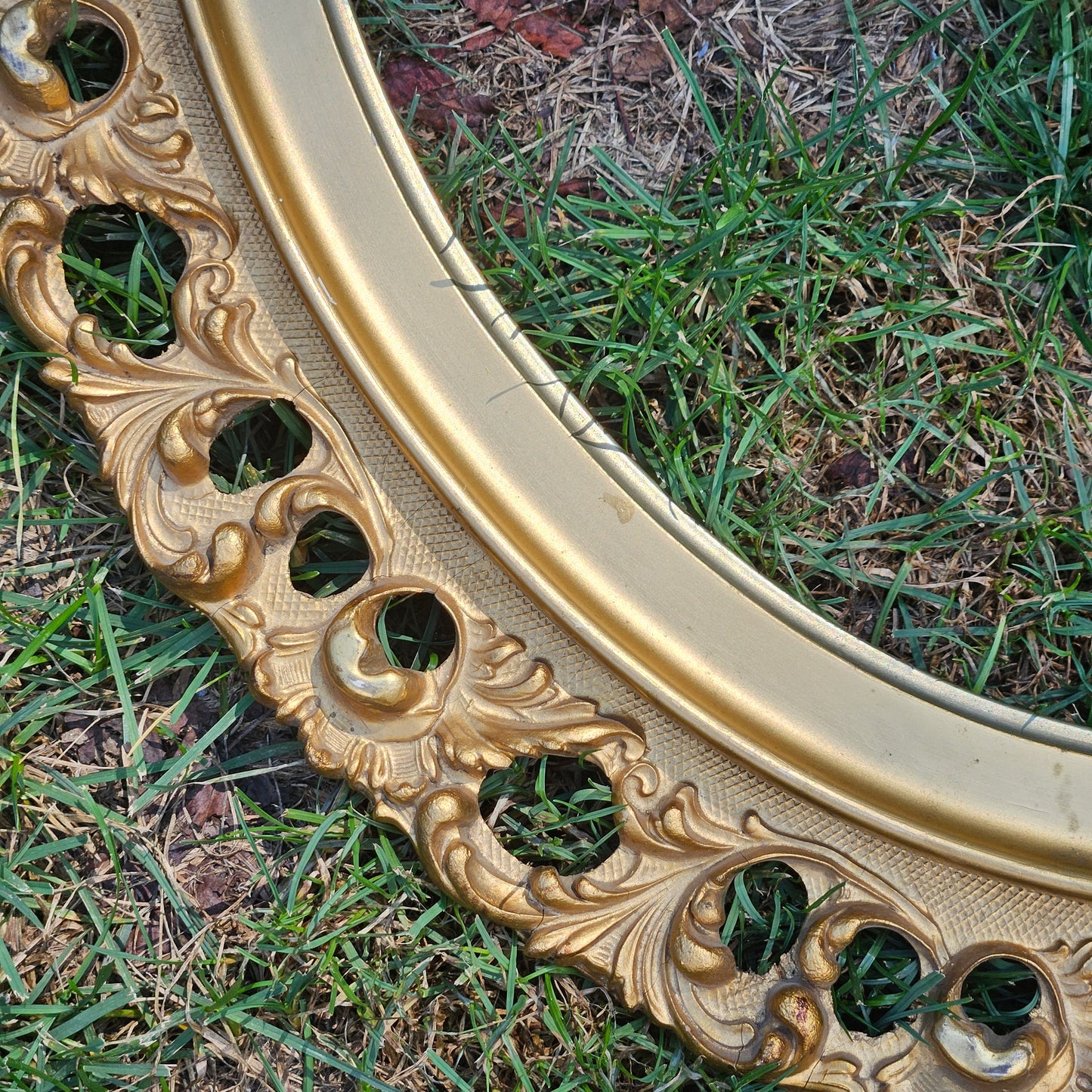 Antique Carved Wood Gold Gilt Oval Picture Frame