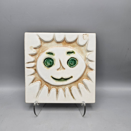 Bennington Vermont Potters Cooperatives Design #1532 - Smiling Sun Tile