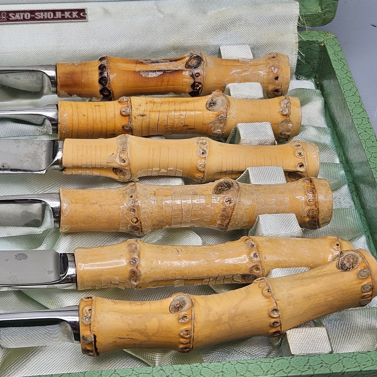 Vintage Set of 6 Bamboo Handled Steak Knives in Box