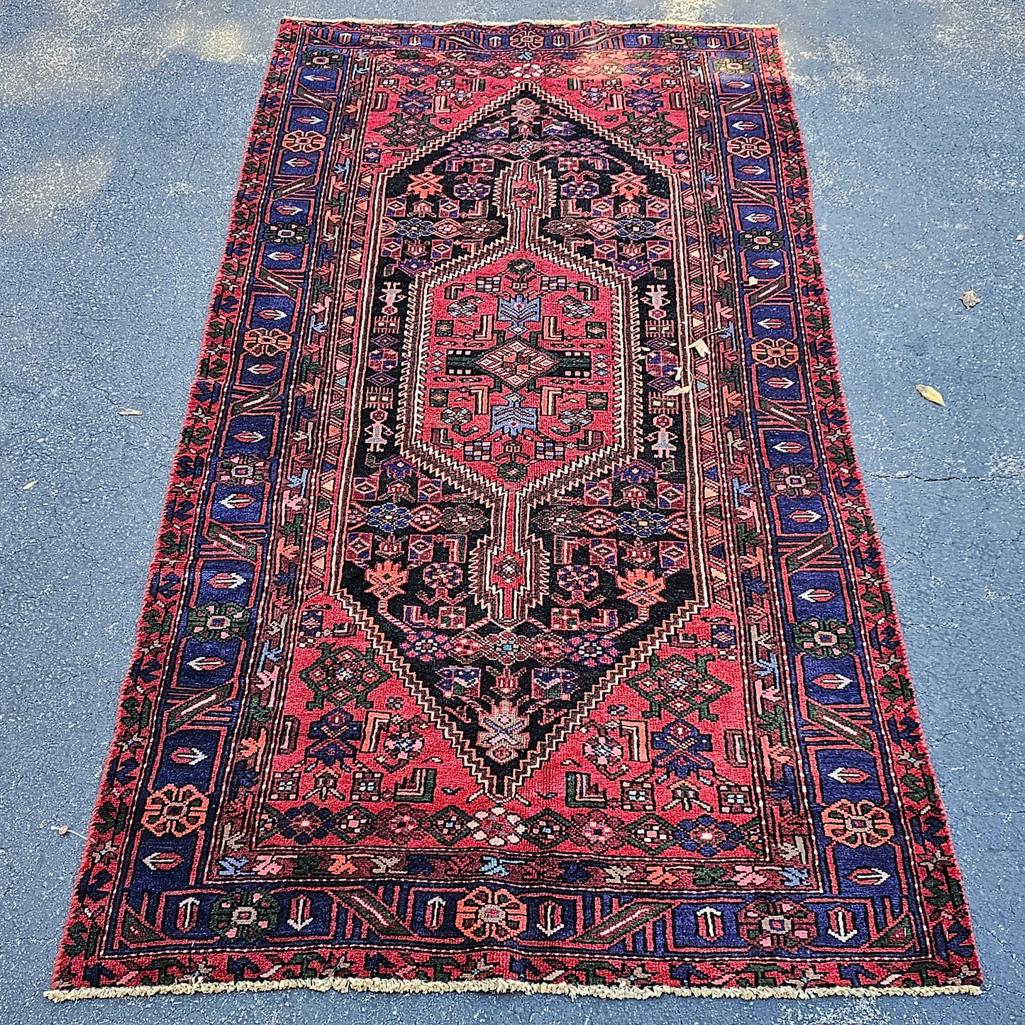 Vintage Hand Knotted Wool Rug ~ 8' 5" x 4' 5"