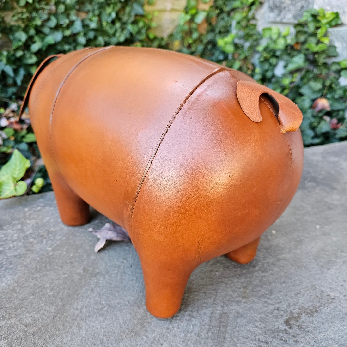 Leather Pig Footstool - Dimitri Omersa / Abercrombie Liberty Style Small