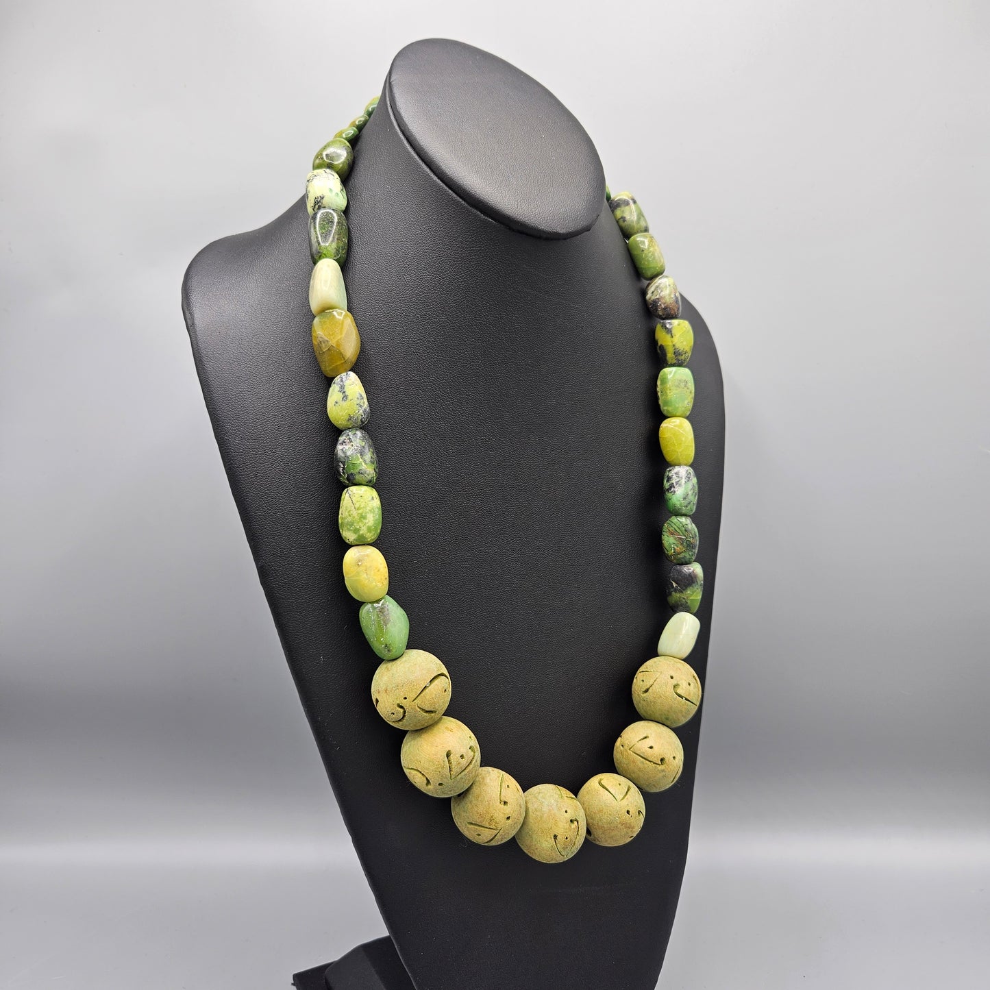 Vintage Green Stone & Wood Beaded Necklace