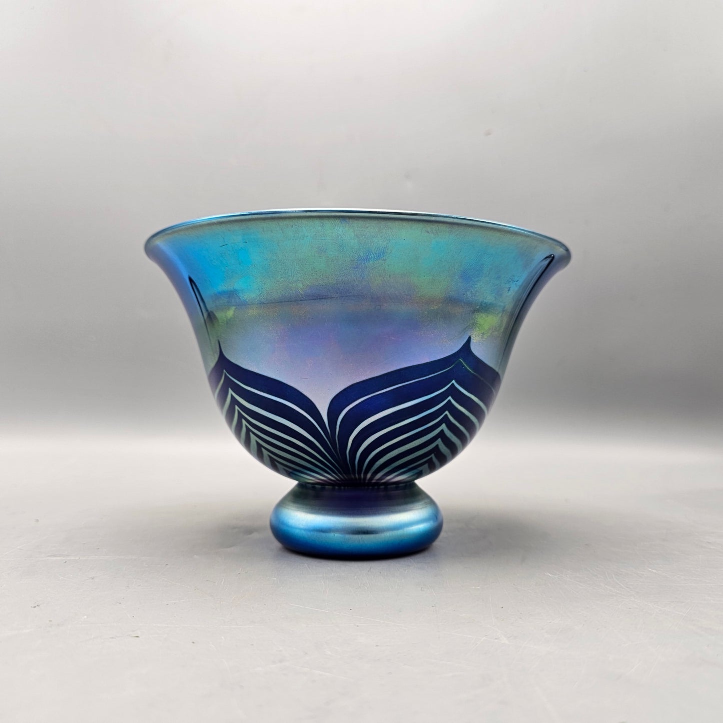 Donald Carlson Pulled Feather Blue Iridescent Art Glass Bowl