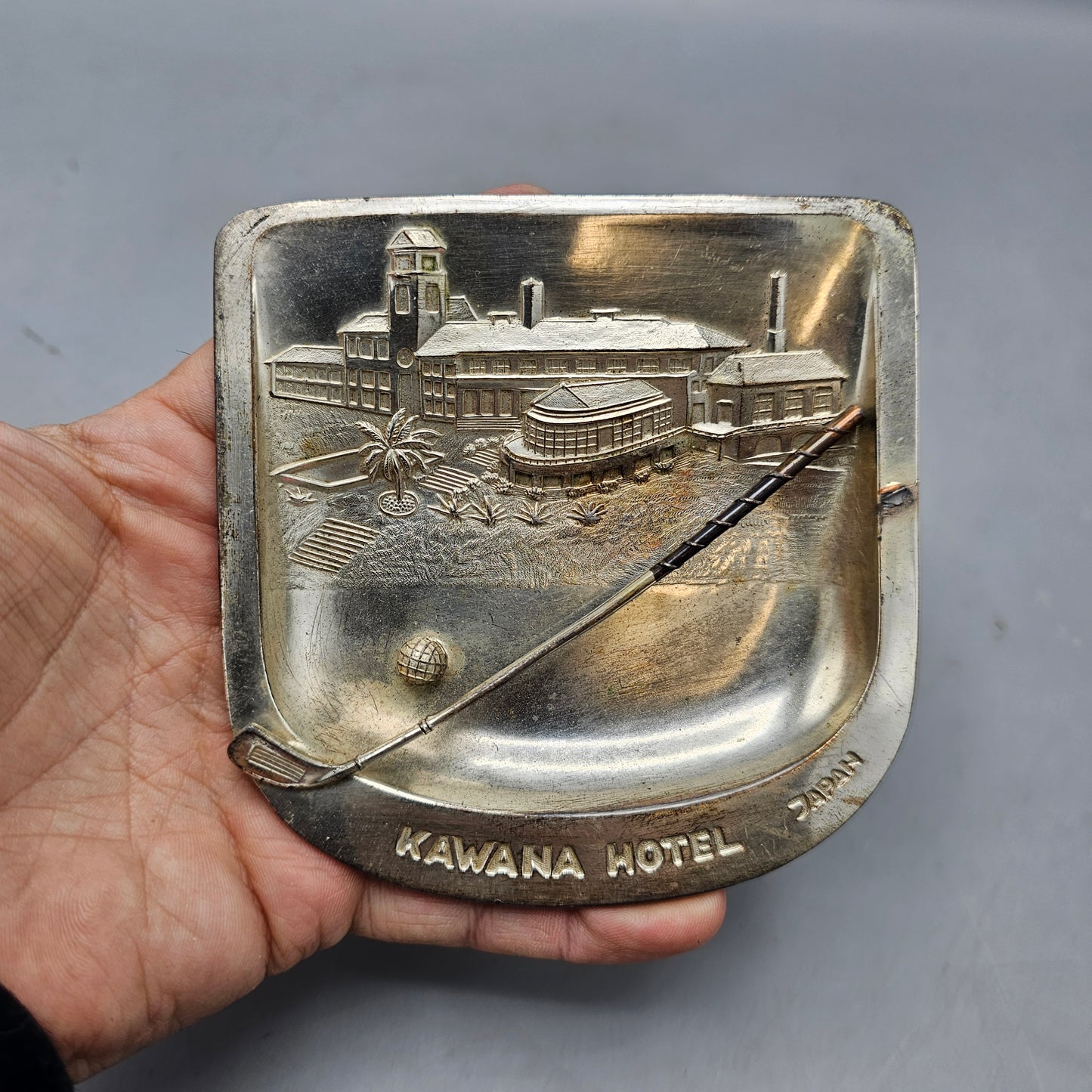 Vintage Kawana Hotel Golf Themed Ashtray