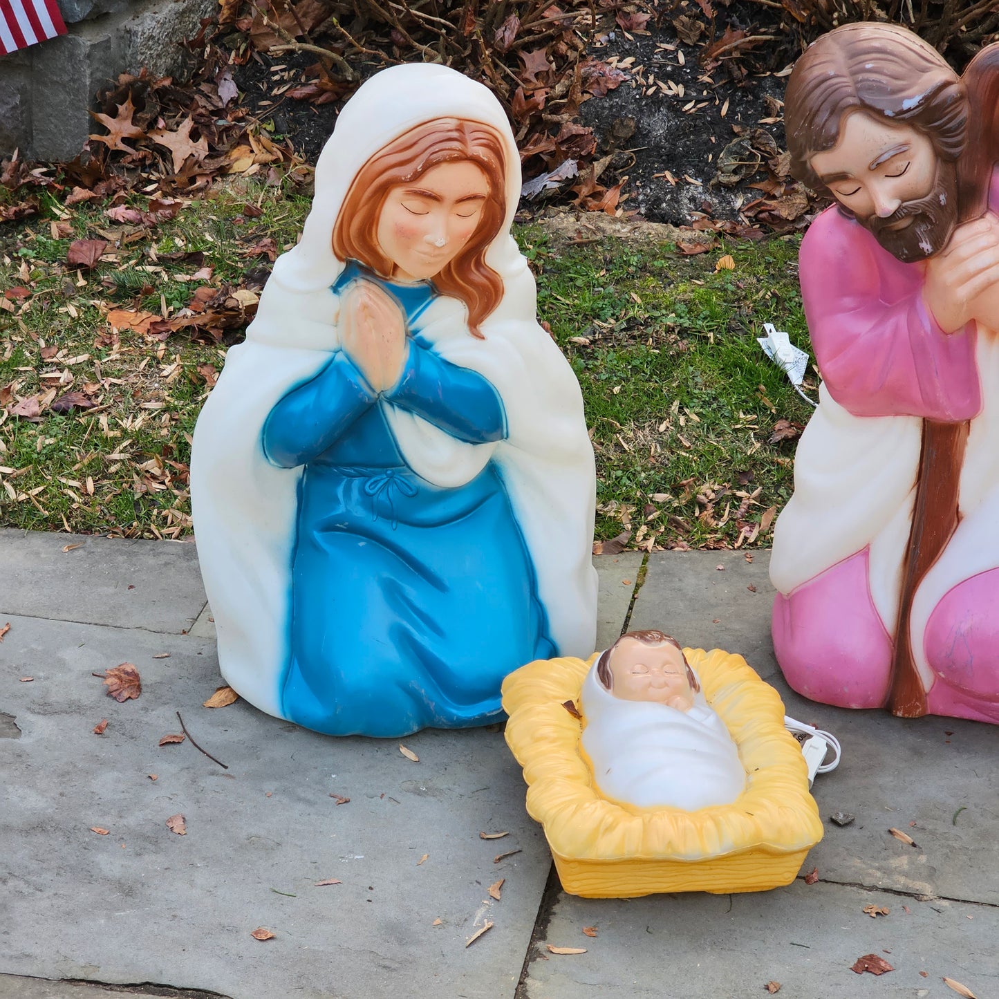 Vintage Nativity Blow Mold Set ShopSBH