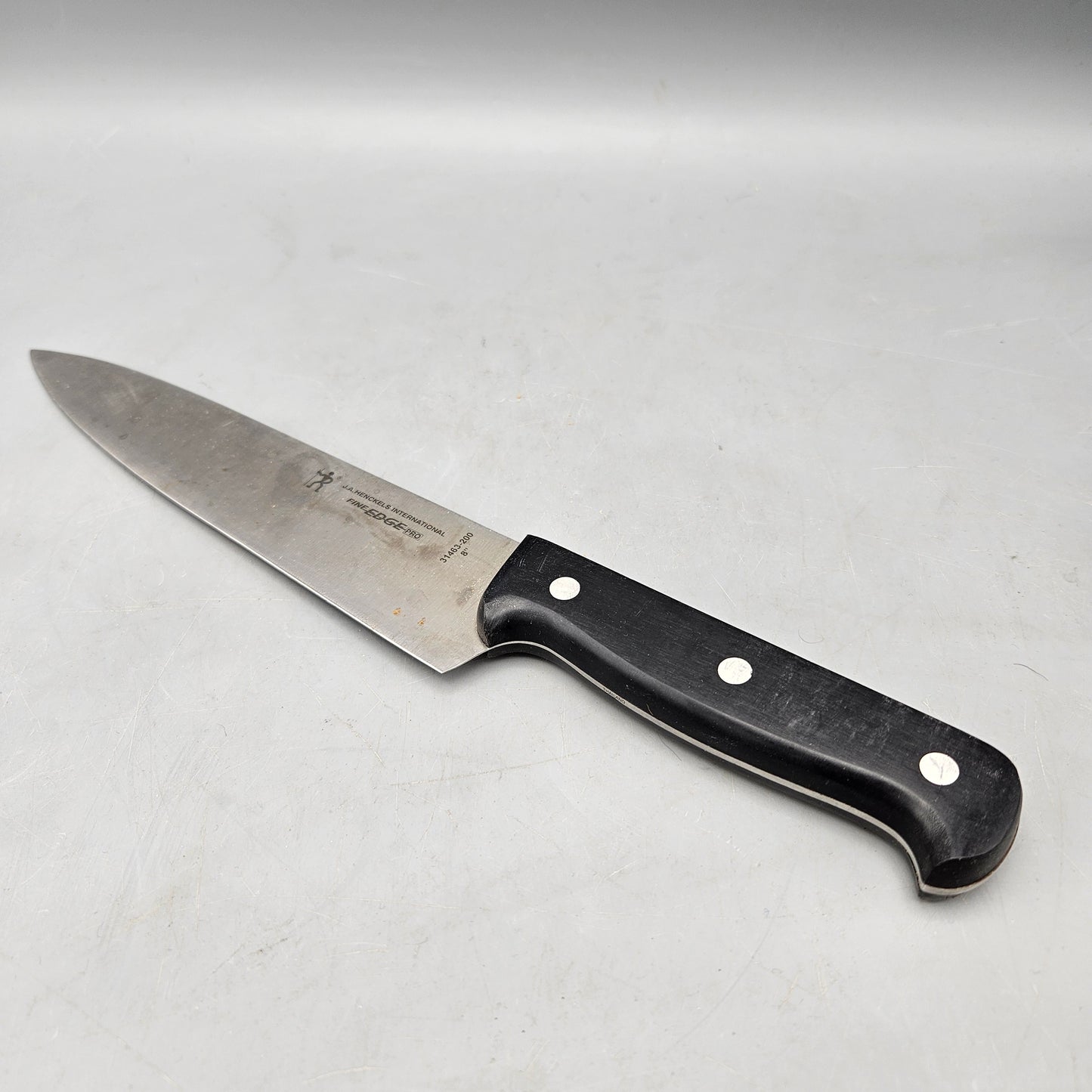 J.A. Henckels International Fine Edge Pro 8" Knife 31463-200