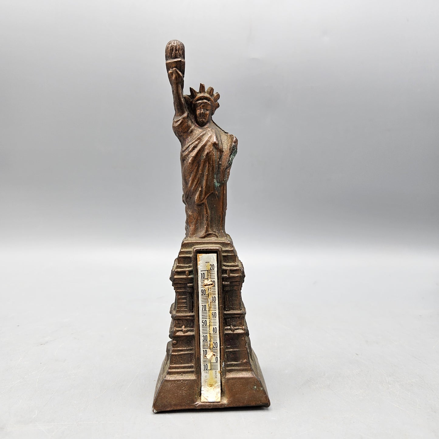 Vintage Souvenir Building Statue of Liberty with Thermometer