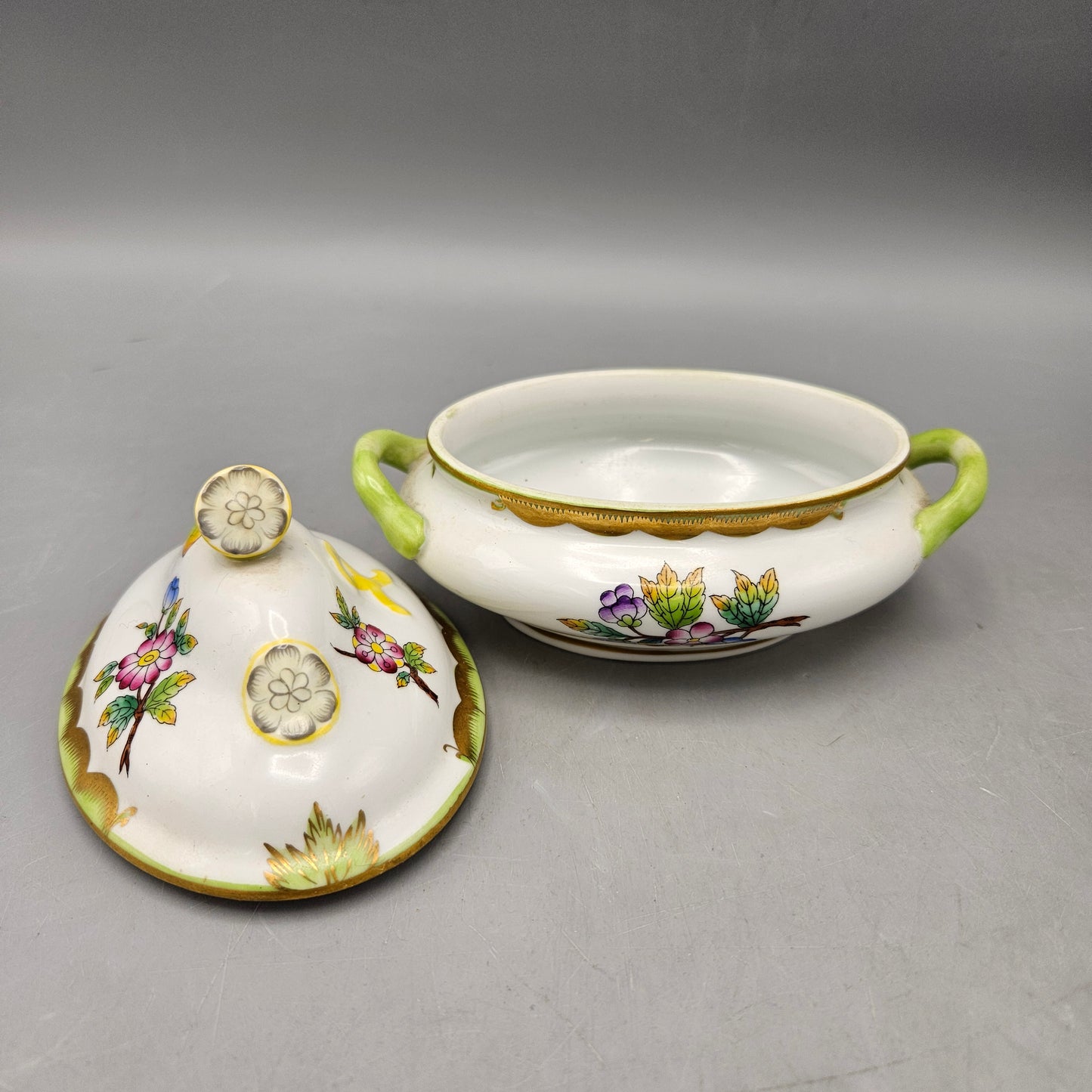 Vintage Herend Queen Victoria Hand Painted Porcelain Mini Tureen Lemon Finial