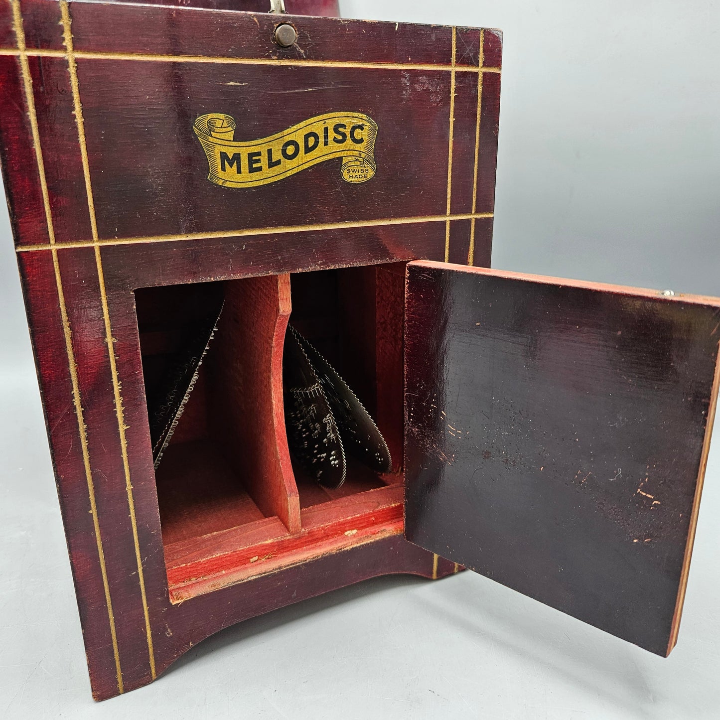 Vintage Melodisc Swiss Mechanical Wind Up Music Box