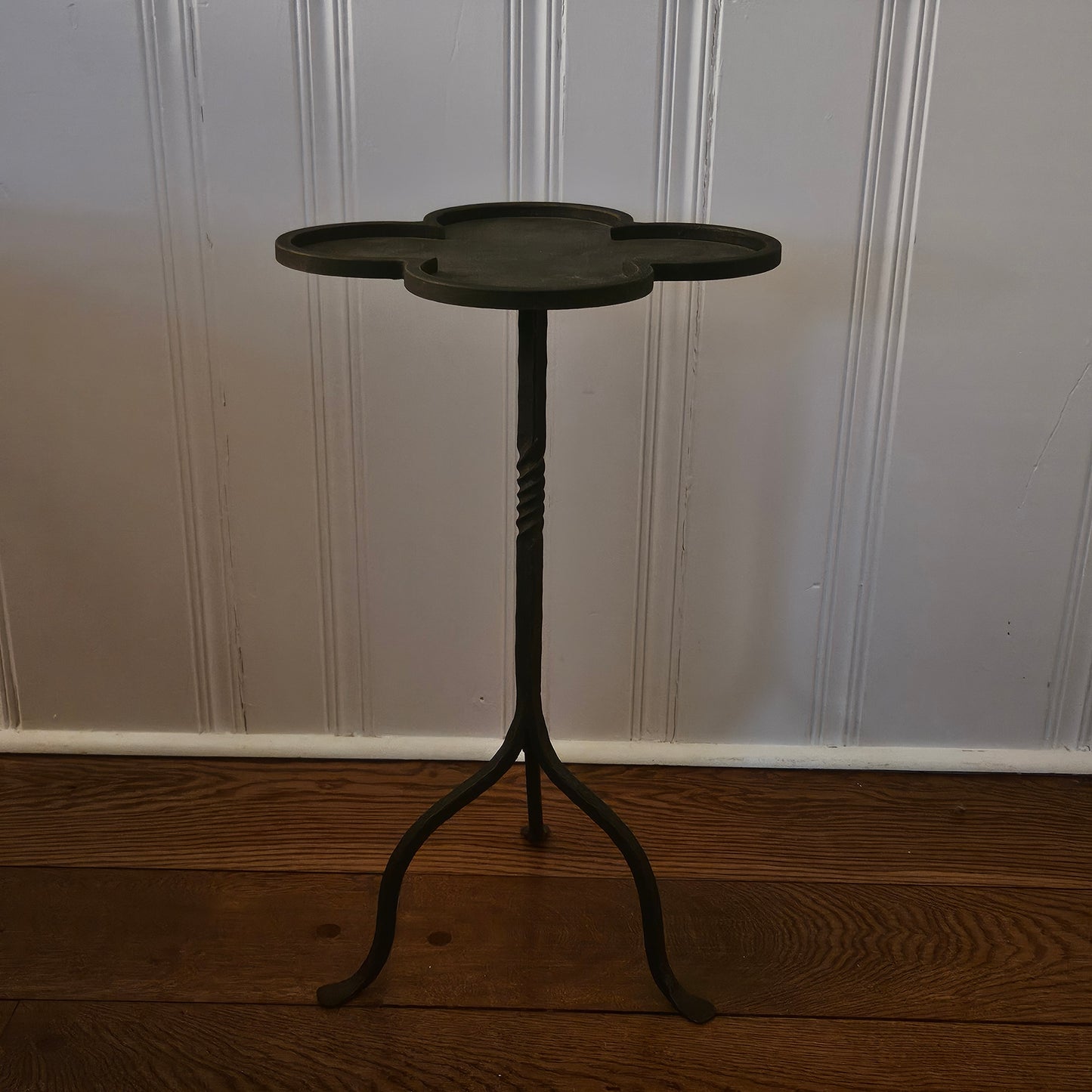 Decorative Metal Clover Shaped Three Legged Side Table