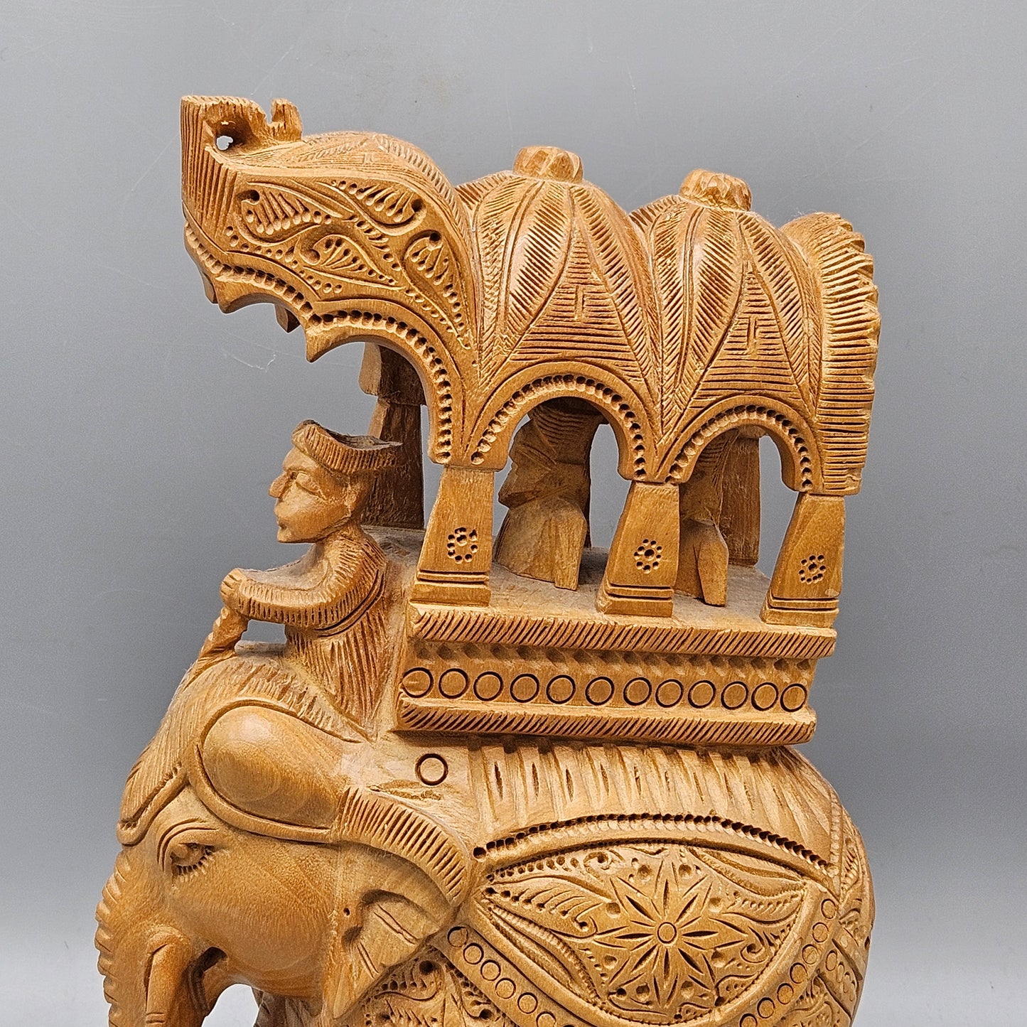 Indian Hand Carved Elephant Wood Statue Carved Figurine