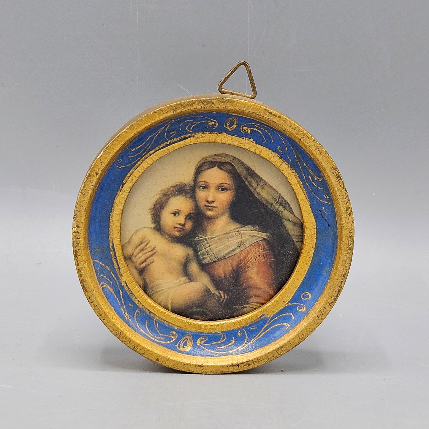 Vintage Italian Florentine Rafael Sistine Madonna & Child in Framed Oval Gilded Frame