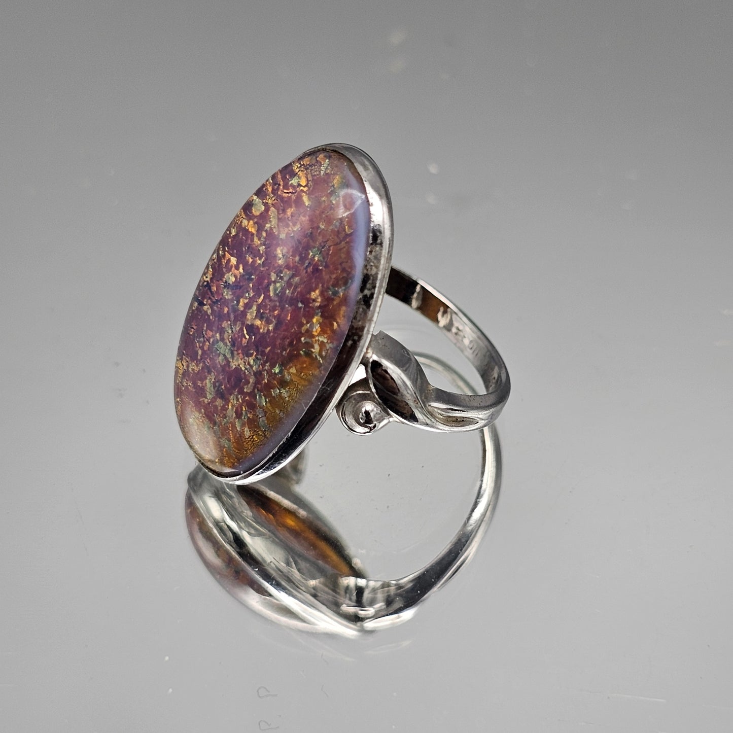 Vintage Sterling Silver Ring with Harlequin Glass / Fire Opal