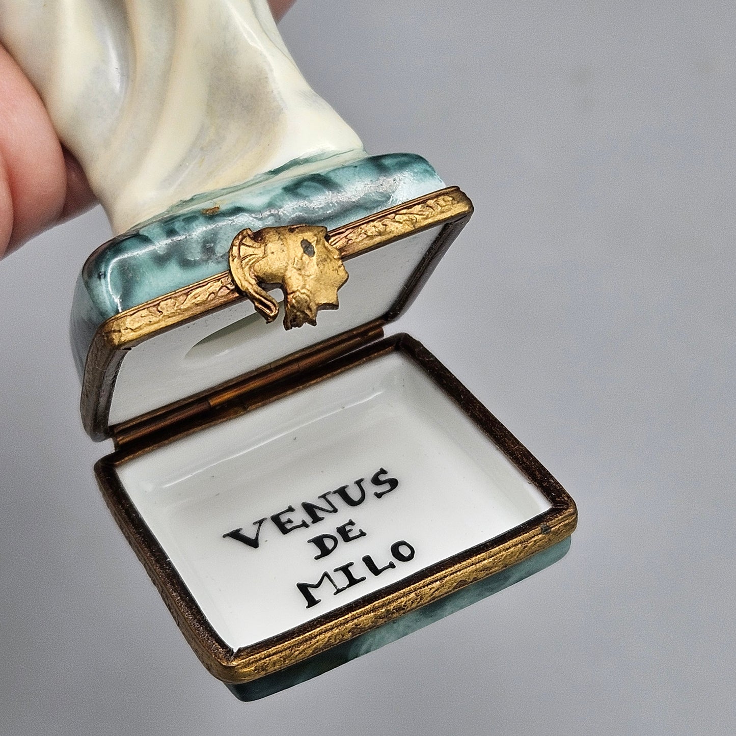 Vintage Limoges Venus of Milo Trinket Box
