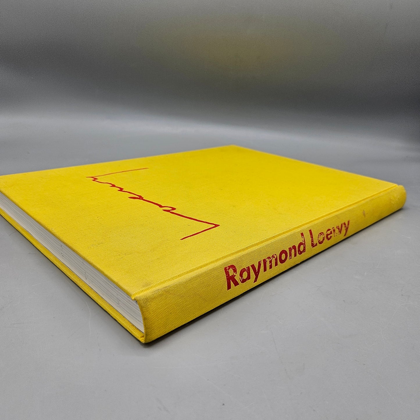 Book: Raymond Loewy Pioneer of American Industrial Design