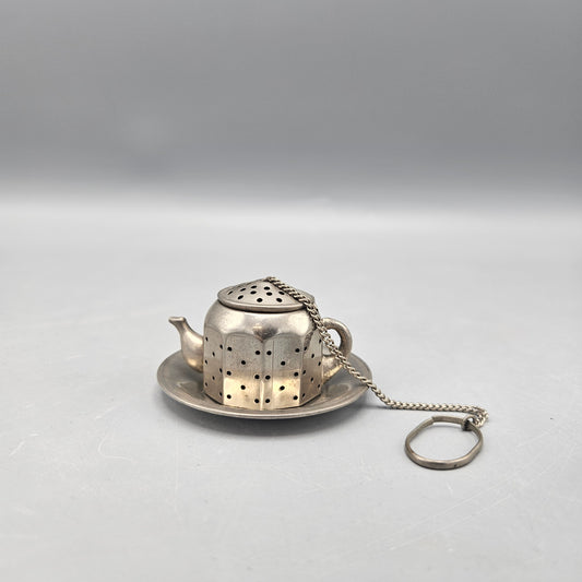 Miniature Tea Pot Tea Steeper or Defuser With Tray