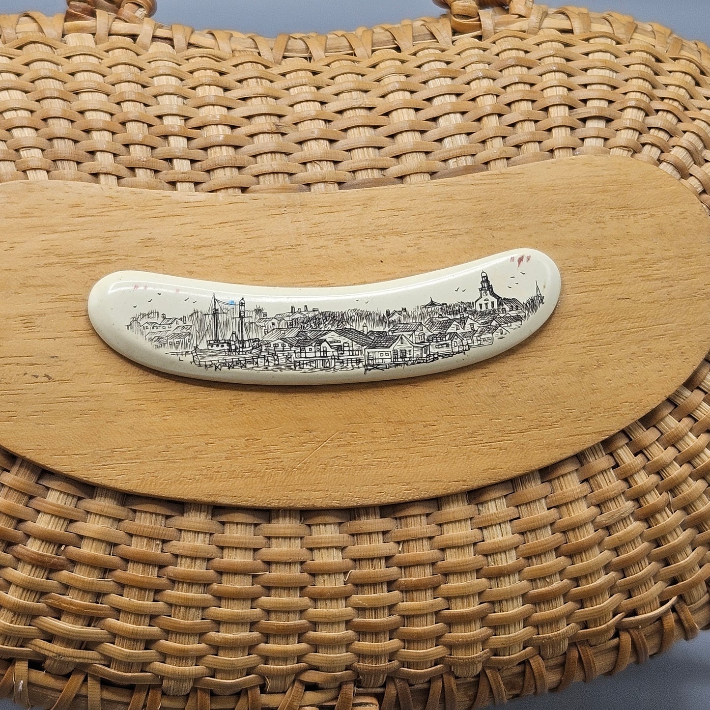 Nantucket Basket with Town Scene on Top & Leather Strap