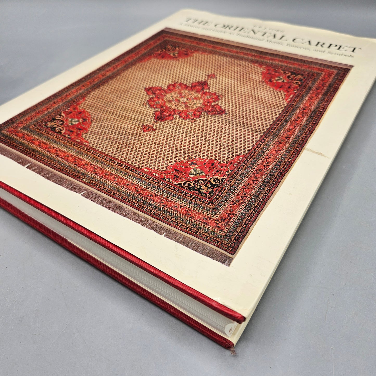 Book The Oriental Carpet A History and Guide to Traditional Motifs