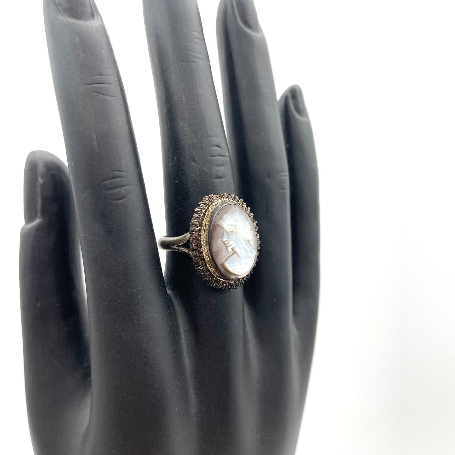 Vintage Cameo Ring - Size 8.5