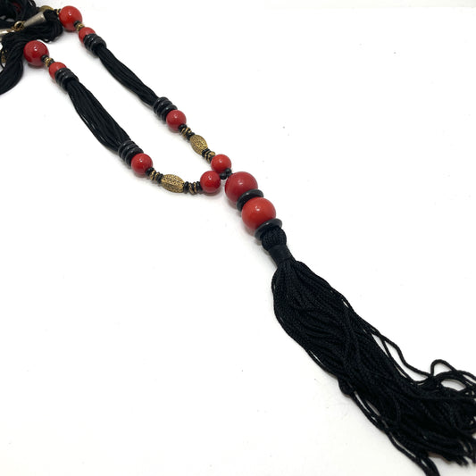 Black & Red Lariat Necklace