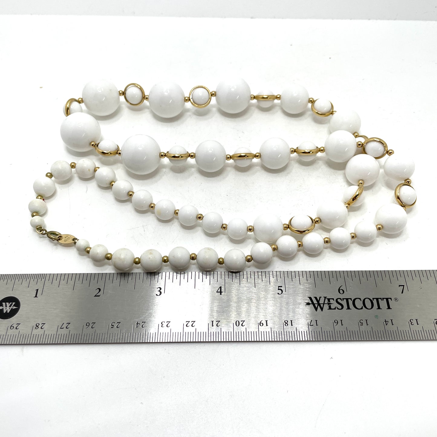 Vintage Trifari White & Gold Beaded Necklace