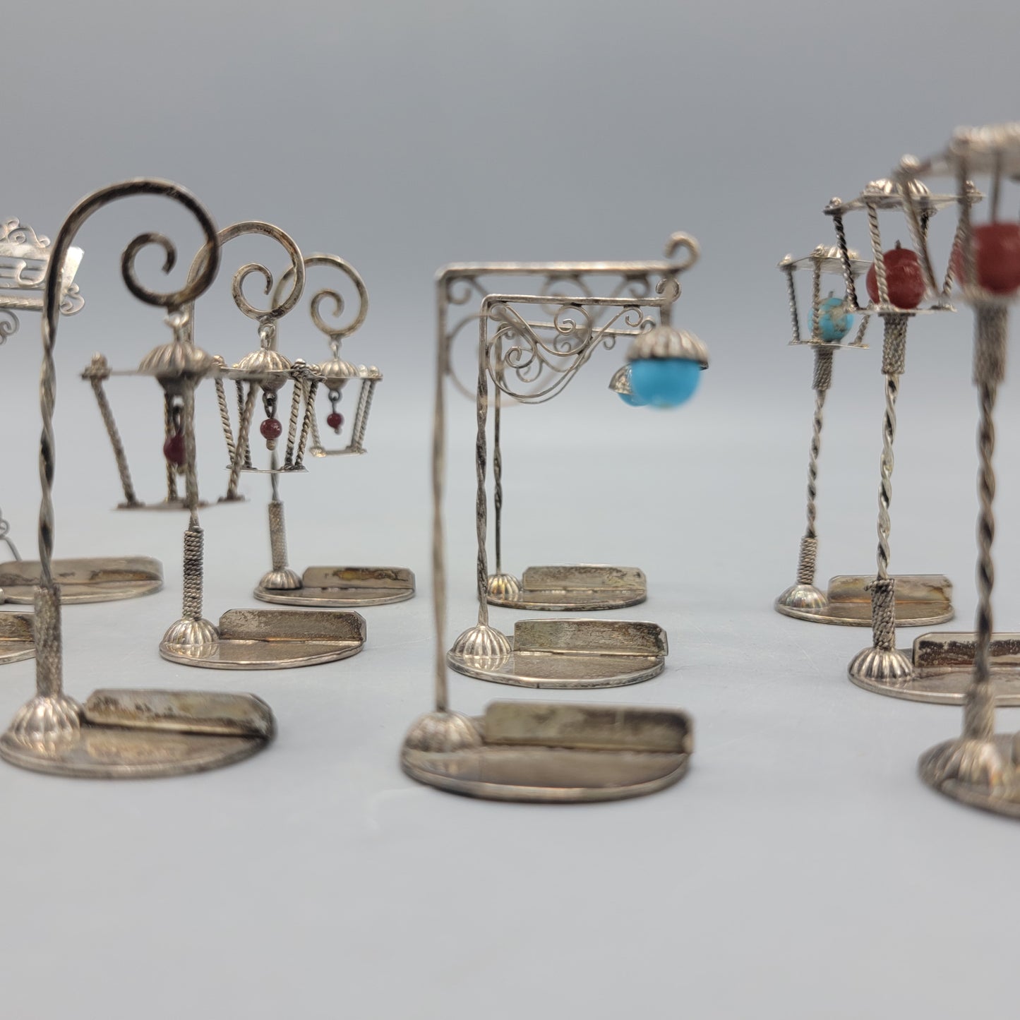 Eighteen Vintage Silver Wire Place Card Holders