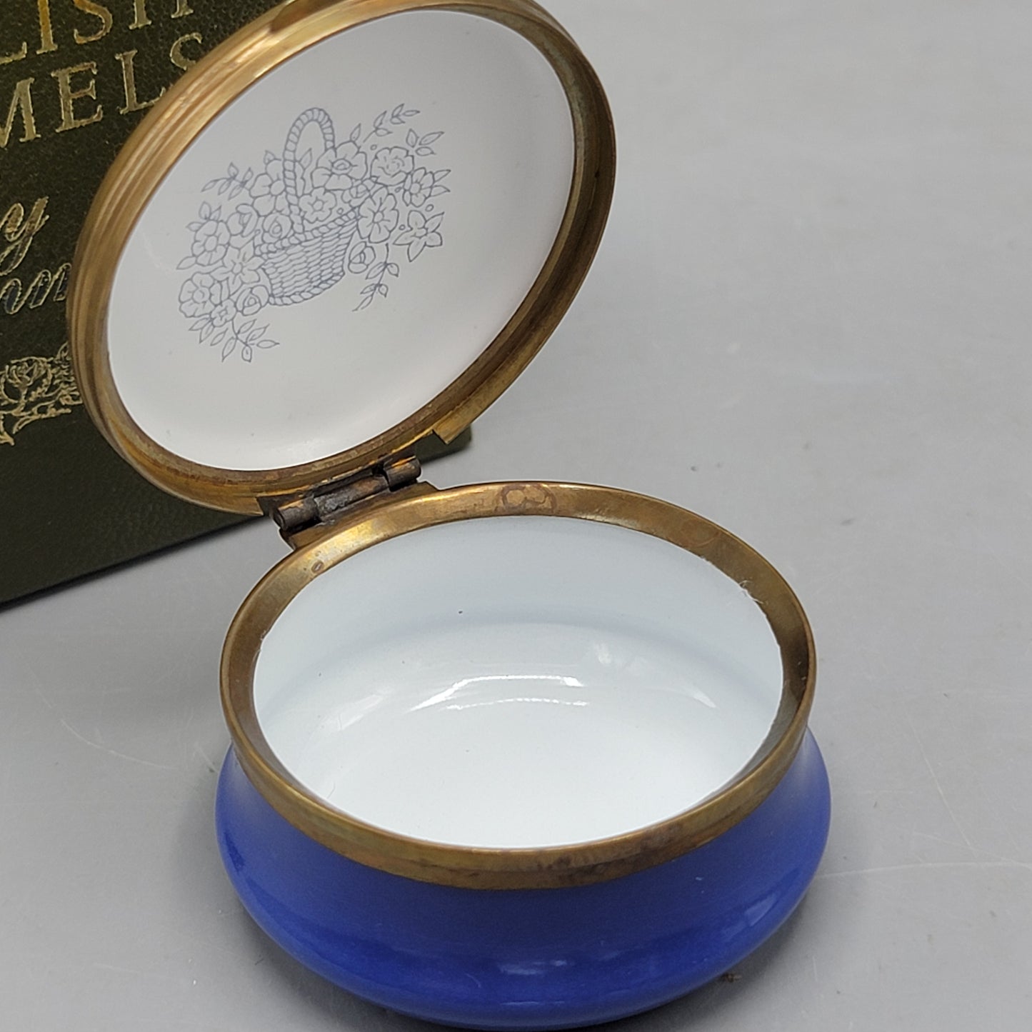 Crummles & Co England Enamel Box - A Moment Enjoyed Is Never Wasted