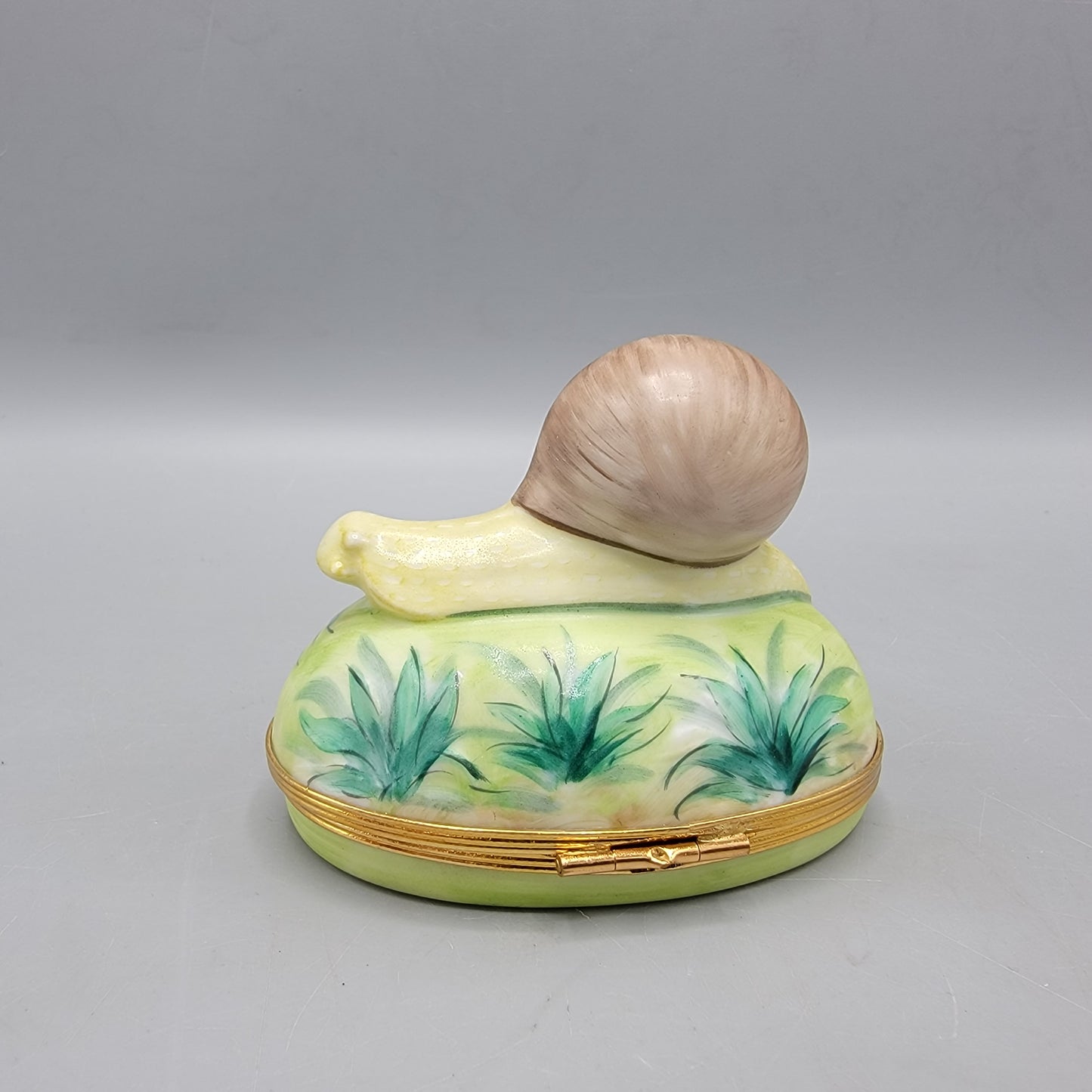 Chamart Limoges Porcelain Snail Box