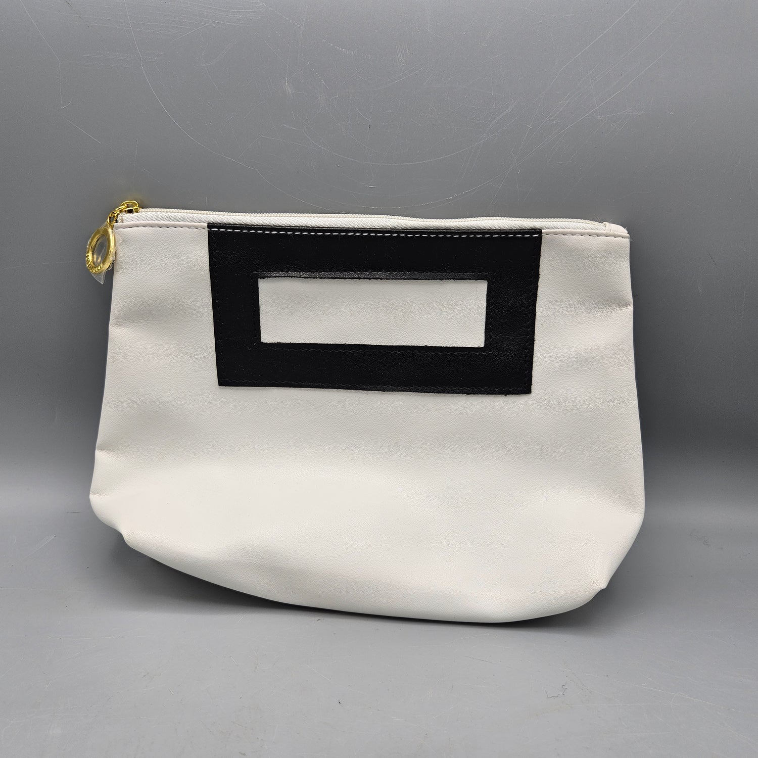 Estee Lauder Black and White Makeup Bag – ShopSBH