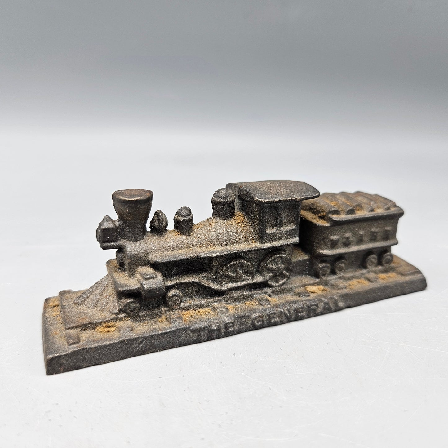 Cast Iron Steam Locomotive Paperweight "The General"