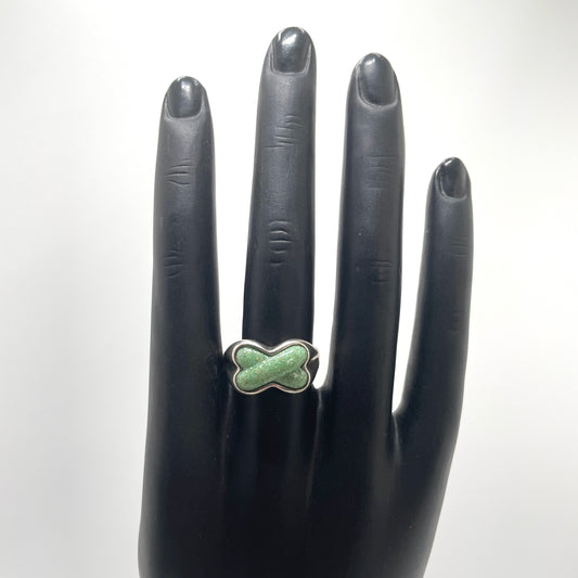 Vintage Ring with Green Stone - Size 9.5